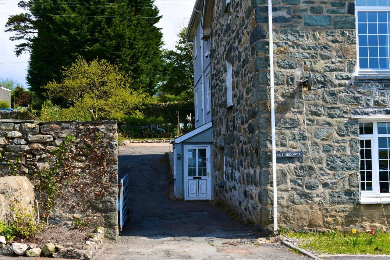 Spacious 3 Bedroom Garden Apartment In Snowdonia National Park Brynkir Exterior foto